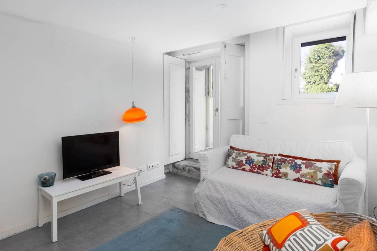 Guestready - Ayres Studio W Balcony Garden OOporto Exteriör bild