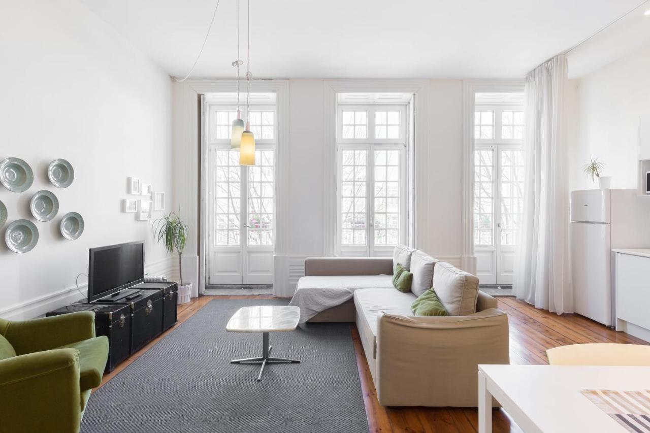 Guestready - Ayres Studio W Balcony Garden OOporto Exteriör bild