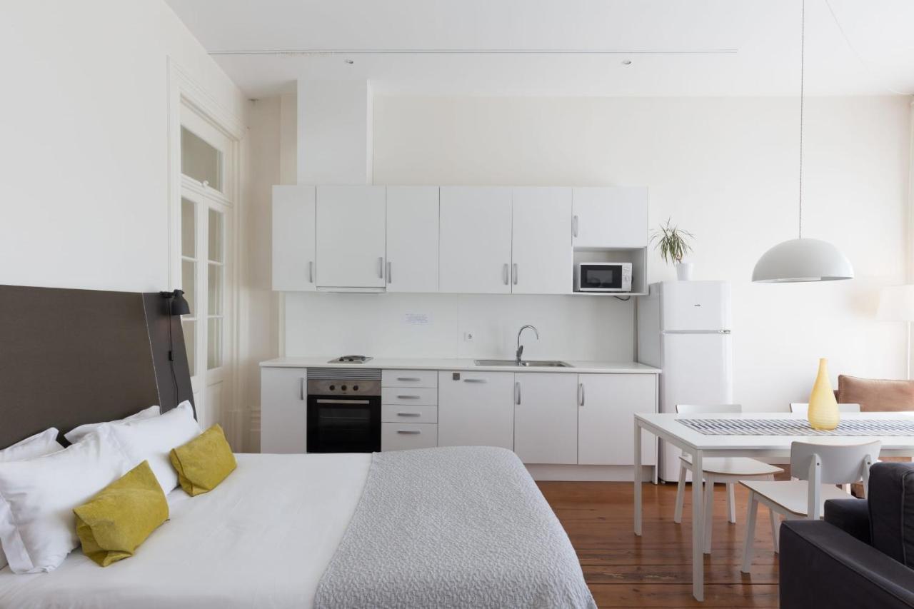 Guestready - Ayres Studio W Balcony Garden OOporto Exteriör bild